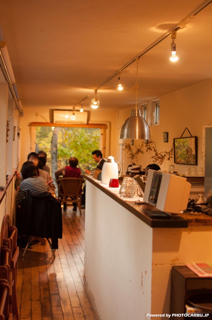 カフェ崖の上店内