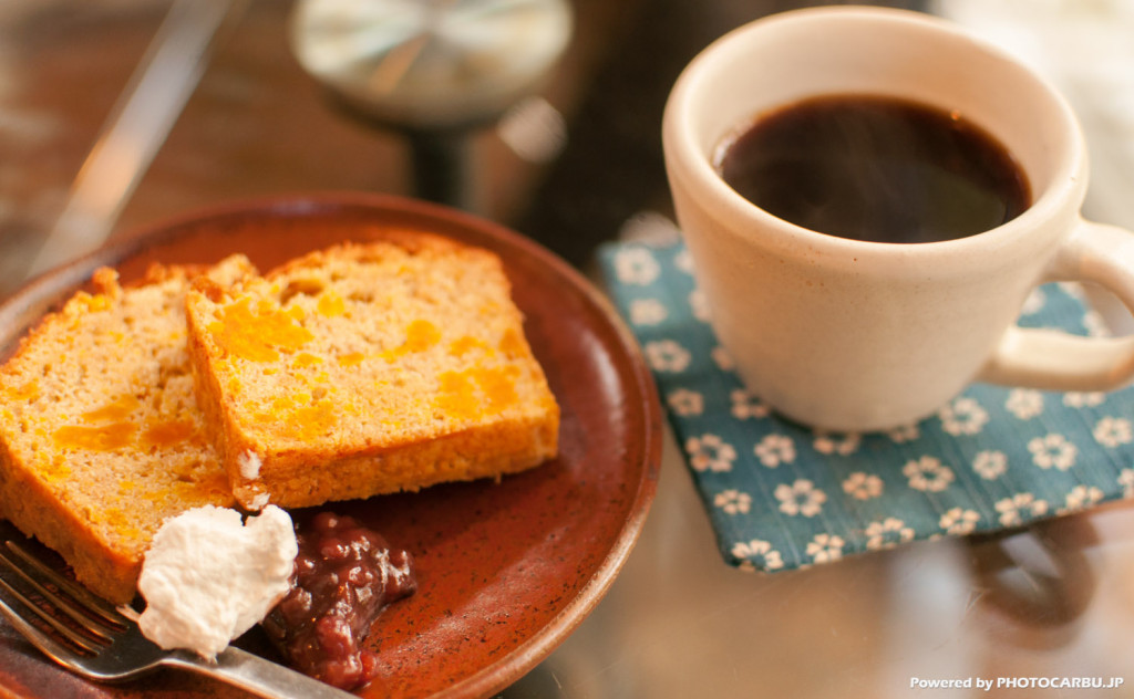 カフェ崖の上 - デザートとコーヒー