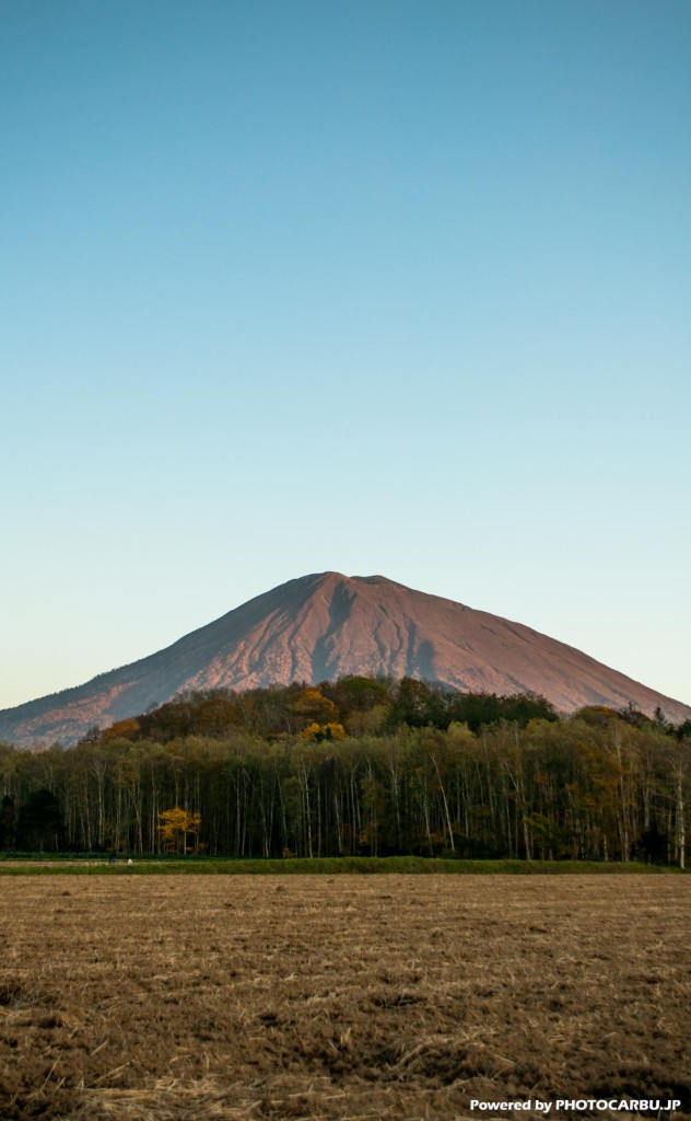 冬支度の羊蹄山