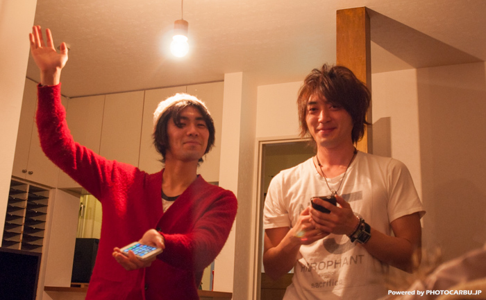 休憩時間とてもオチャメな二人!よくみたらなかにしさん。服が赤でサンタさんなのかな?(笑)