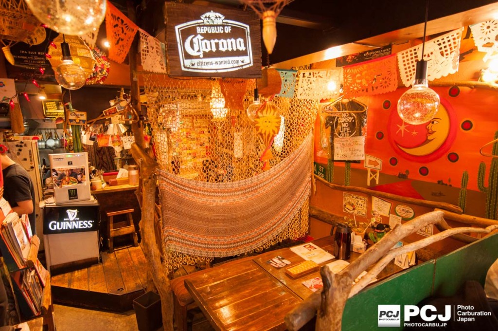 cancun店内(1階)店内はアジアンテイストで雰囲気がとても良いです。