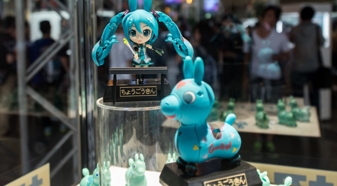 今度は超合金で変形!?ミク×ロディがみれちゃう魂の夏コレ
