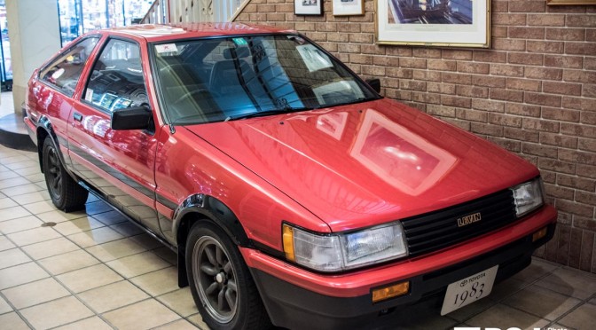 トヨタ・カローラレビン AE86