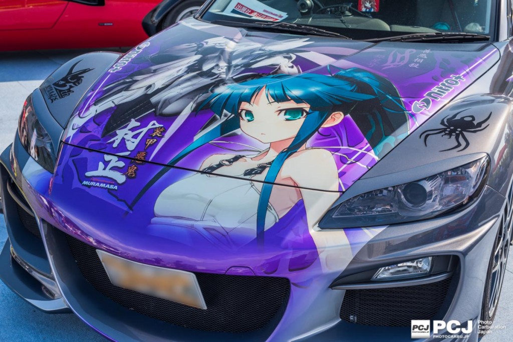 ボンネットもかなりイカス。