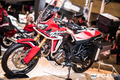 もちろんバイク展示もあります