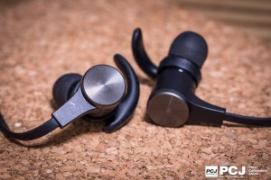 TaoTronics Bluetooth マグネティックヘッドホンのコスパが凄い