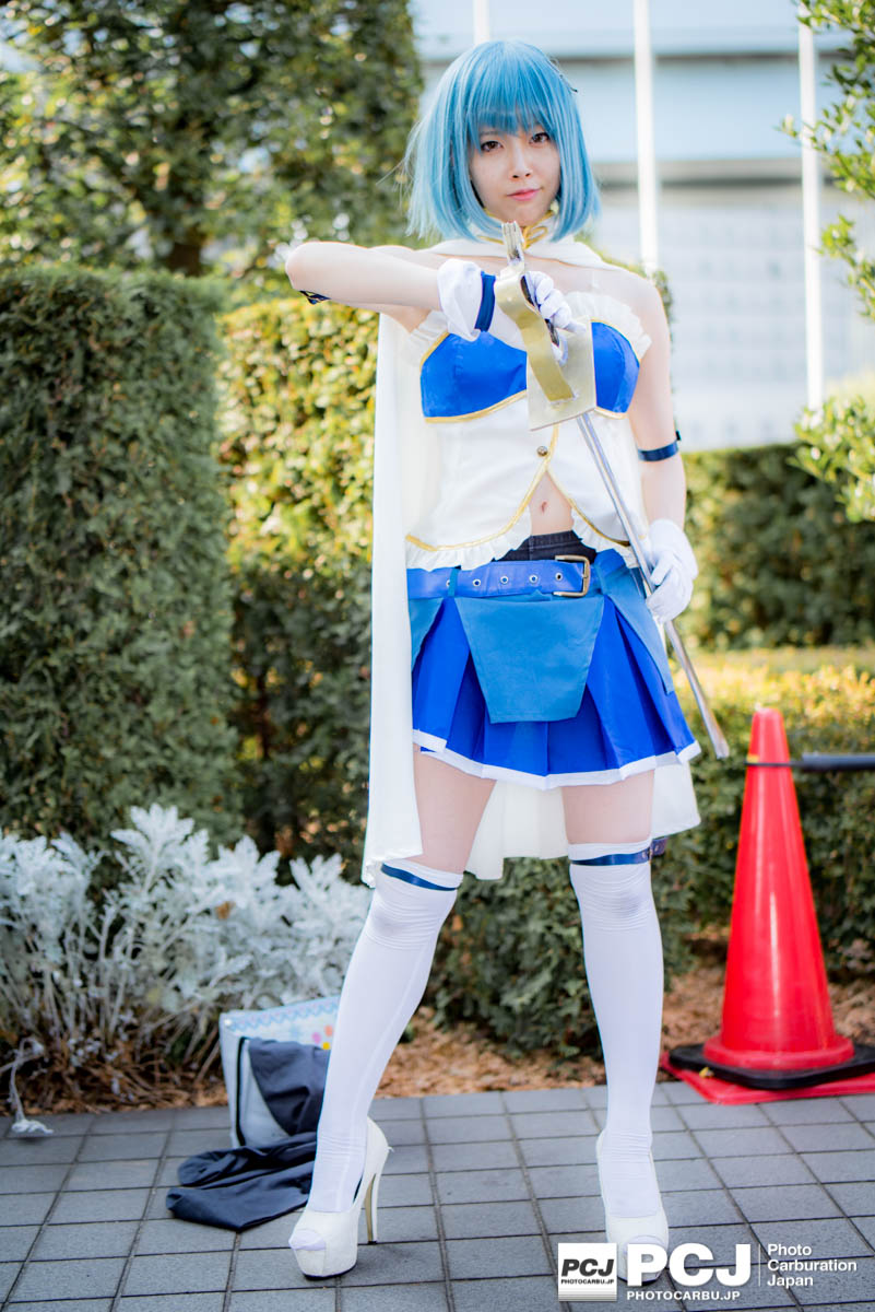スラっとした立ち姿の素敵なさやかさん