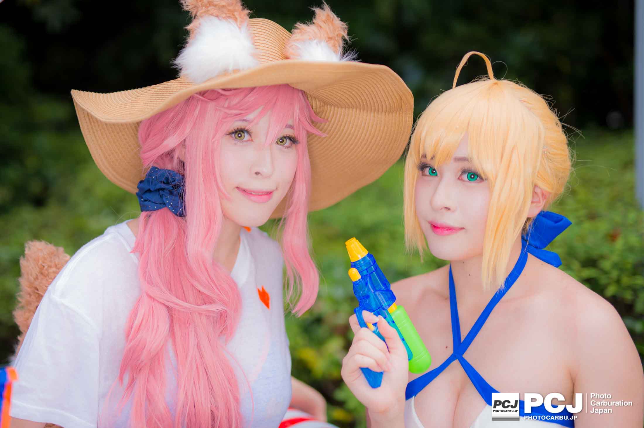 左 ゆーり さん twitter: @ovo_yr FGO/玉藻 右 佐倉こむぎ さん twitter: @aris_cos FGO/アルトリア